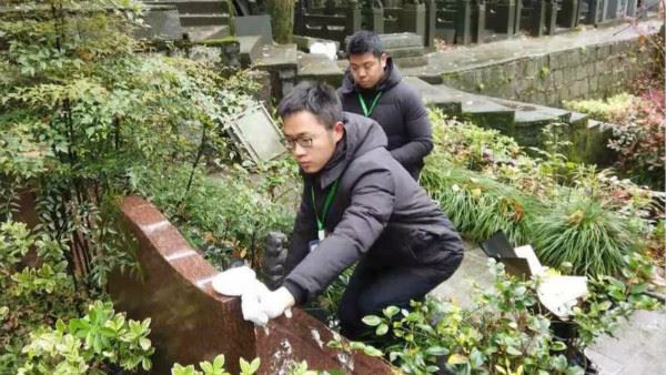 清明时节寄哀思 浙江各地推出“云祭祀”“代祭扫”