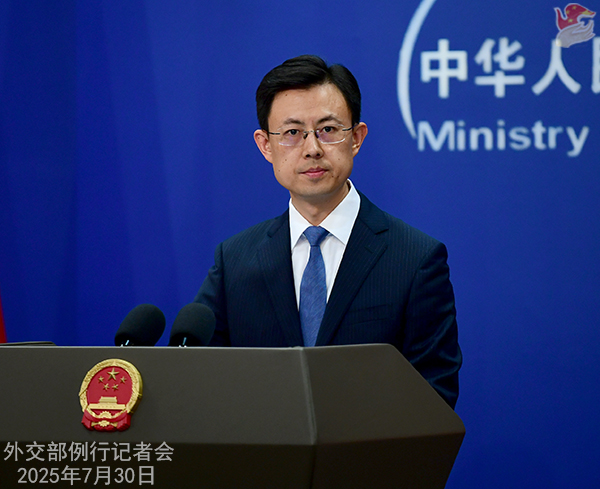 中方支持在联合国召开的落实“两国方案”高级别会议