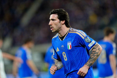 意大利 2比0 力克北爱尔兰 距世界杯决赛圈只差一场