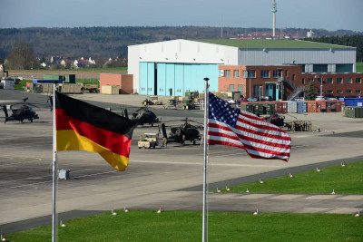 特朗普称正在研究削减驻德美军可能性