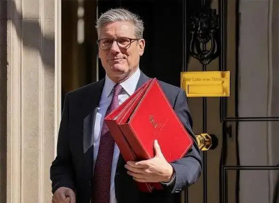 英国首相：不会在本届议会提出重返欧盟