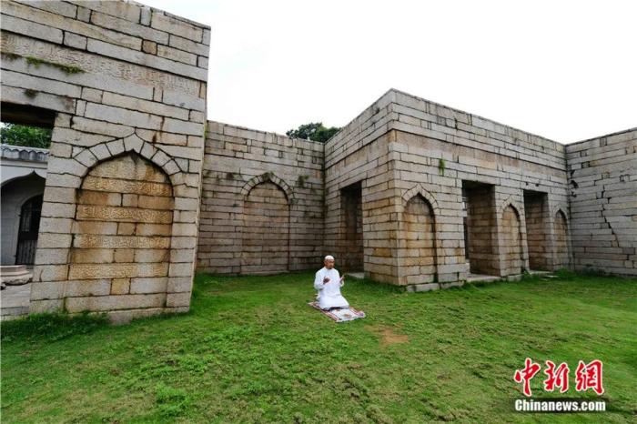 泉州清净寺创建于公元1009年，公元1309年由伊朗艾哈默德重修，仿照叙利亚大马士革伊斯兰教礼拜堂的形式建造，是海商文明传播的见证。<a target='_blank' href='/'>中新社</a>记者 王东明 摄