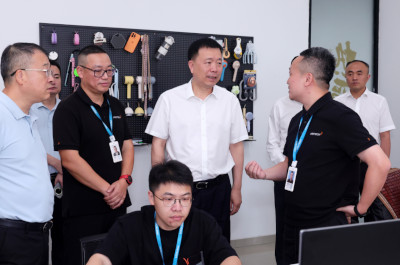 温州市委书记张振丰：坚定以“三最”开放环境推动外贸高质量发展